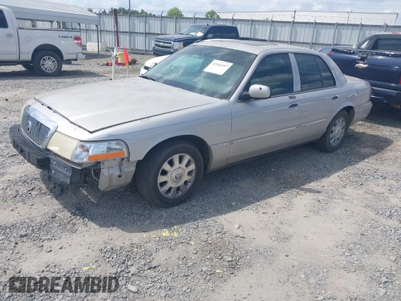 2004 Mercury Grand Marquis LS Premium z VIN 2MHFM75W84X658355, wystawiony jako IAAI lot #42166597 z przebiegiem 214 858 mil mil oraz . Historia ofert i sprzedaży dostępna na DreamBid. Obrazek 2.