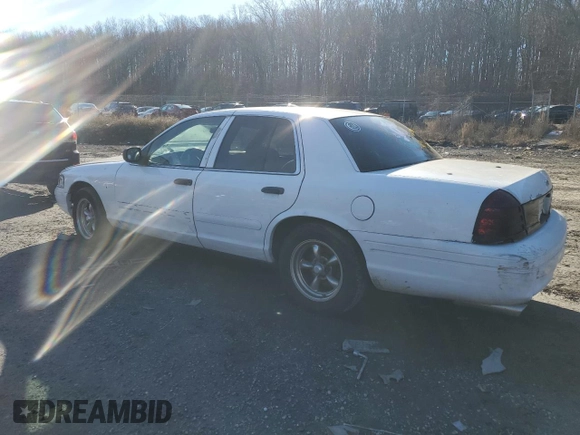 2001 Ford Crown Victoria Police Interceptor z VIN 2FAFP71WX1X151387, wystawiony jako Copart lot #86810244 z przebiegiem 165 566 mil mil oraz Szkody całkowita. Historia ofert i sprzedaży dostępna na DreamBid. Obrazek 2.