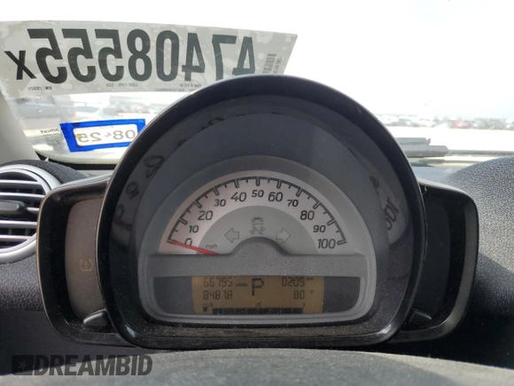2015 Smart fortwo Passion z VIN WMEEJ3BA1FK793625, wystawiony jako Copart lot #47408555 z przebiegiem 66 795 mil mil oraz Szkody całkowita. Historia ofert i sprzedaży dostępna na DreamBid. Obrazek 9.
