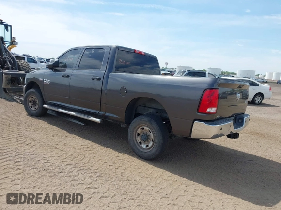 2018 Ram 2500 Tradesman with VIN 3C6UR5CJ7JG117166, listed as a IAAI auction lot 41865140 with 174,607 mi miles and . Bid and sale history available at DreamBid. Image 3.