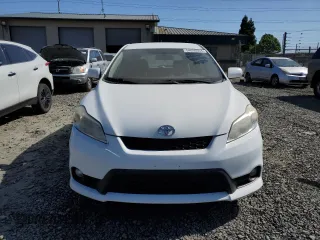 2013 Toyota Matrix S with VIN 2T1KE4EEXDC050325, listed as a Copart auction lot 54090304 with 145,025 mi miles and Salvage title. Bid and sale history available at DreamBid. Image 5.