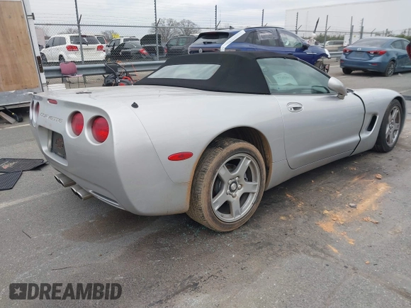1998 Chevrolet Corvette with VIN 1G1YY32G2W5121494, listed as a IAAI auction lot 41605619 with 1 mi miles. Bid and sale history available at carsss.com. Image 4.