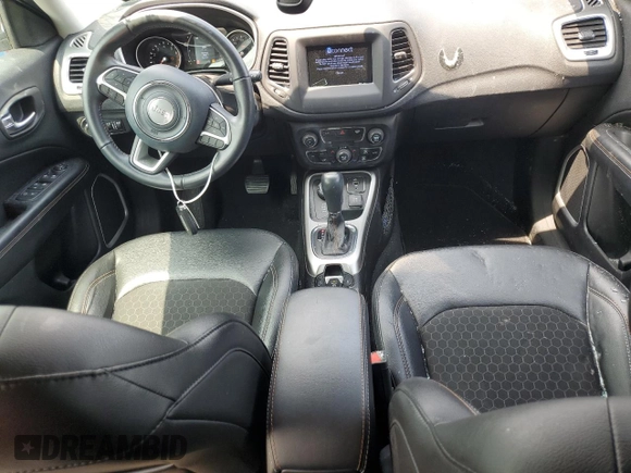 2019 Jeep Compass Latitude with VIN 3C4NJDBB3KT646082, listed as a Copart auction lot 60511205 with 41,096 mi miles and Salvage title. Bid and sale history available at DreamBid. Image 8.