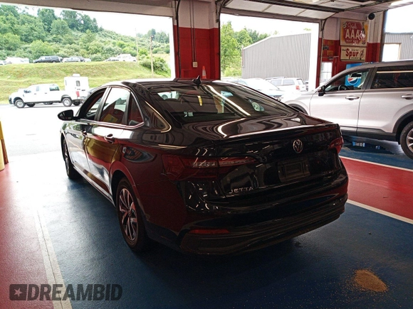2024 Volkswagen Jetta S with VIN 3VW5M7BU3RM042060, listed as a IAAI auction lot 42734023 with 27,927 mi miles and . Bid and sale history available at DreamBid. Image 19.