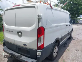 2018 Ford Transit с VIN 1FTYR1ZM8JKA50770, выставлен на аукционе IAAI как лот 42422460 с пробегом 148 735 миль миль и . История ставок и продаж доступна на DreamBid. Изображение 4.