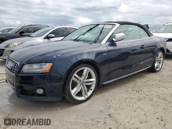 2010 Audi S5 Premium Plus z VIN WAUCGAFH5AN015591, wystawiony jako Copart lot #74314074 z przebiegiem Nie podano mil oraz Nie do naprawy. Historia ofert i sprzedaży dostępna na DreamBid. Obrazek 1.