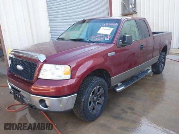 2006 Ford F-150 XLT with VIN 1FTPX14576NB12389, listed as a IAAI auction lot 41330086 with 113,475 mi miles. Bid and sale history available at carsss.com. Image 2.