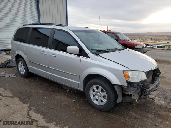 2010 Chrysler Town & Country Touring with VIN 2A4RR5D12AR228967, listed as a Copart auction lot 48433785 with 88,400 mi miles and Salvage Title. Bid and sale history available at carsss.com. Image 4.