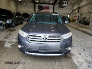 2013 Toyota Highlander Limited z VIN 5TDDK3EH1DS257974, wystawiony jako Copart lot #59481915 z przebiegiem 322 770 mil mil oraz Nie do naprawy • Non repairable. Historia ofert i sprzedaży dostępna na DreamBid. Obrazek 5.