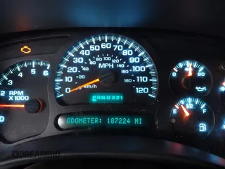 2005 Chevrolet Silverado 1500 LS with VIN 2GCEC19T051227099, listed as a IAAI auction lot 41489414 with 187,224 mi miles and . Bid and sale history available at DreamBid. Image 7.