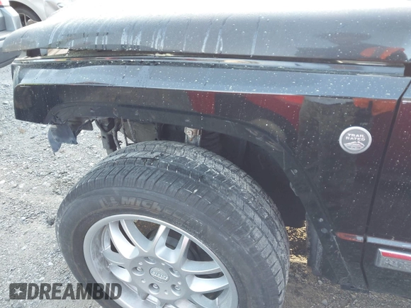 2006 Jeep Commander Limited с VIN 1J8HG58266C276460, выставлен на аукционе IAAI как лот 41919899 с пробегом 216 785 миль миль и . История ставок и продаж доступна на DreamBid. Изображение 14.