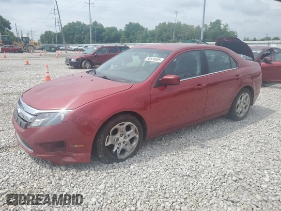 2010 Ford Fusion SE z VIN 3FAHP0HA0AR225294, wystawiony jako Copart lot #61219645 z przebiegiem 175 360 mil mil oraz Szkoda całkowita • Salvage title. Historia ofert i sprzedaży dostępna na DreamBid. Obrazek 1.