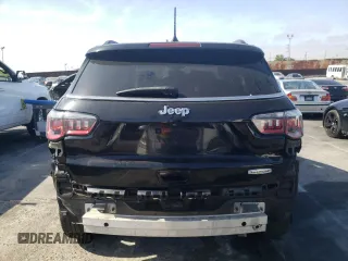 2019 Jeep Compass Latitude с VIN 3C4NJCBB8KT855599, выставлен на аукционе Copart как лот 57831005 с пробегом 111 761 миль миль и Списание • Salvage title. История ставок и продаж доступна на DreamBid. Изображение 6.