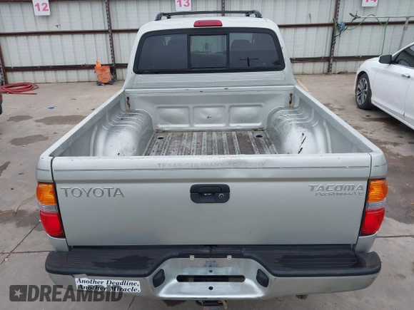 2002 Toyota Tacoma PreRunner with VIN 5TEGN92N42Z888865, listed as a IAAI auction lot 41674113 with 229,651 mi miles and . Bid and sale history available at DreamBid. Image 21.