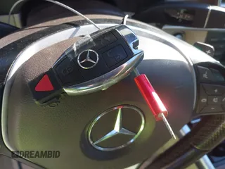 2014 Mercedes-Benz E-Class E 350 Luxury with VIN WDDHF8JBXEB068470, listed as a IAAI auction lot 40914692 with 96,308 mi miles. Bid and sale history available at carsss.com. Image 11.