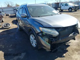 2015 Nissan Rogue S with VIN KNMAT2MV7FP569005, listed as a IAAI auction lot 41675561 with 89,848 mi miles. Bid and sale history available at carsss.com. Image 1.