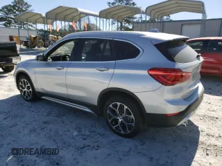 2021 BMW X1 xDrive28i with VIN WBXJG9C08M5T66350, listed as a Copart auction lot 43966353 with 1,721 mi miles. Bid and sale history available at carsss.com. Image 2.