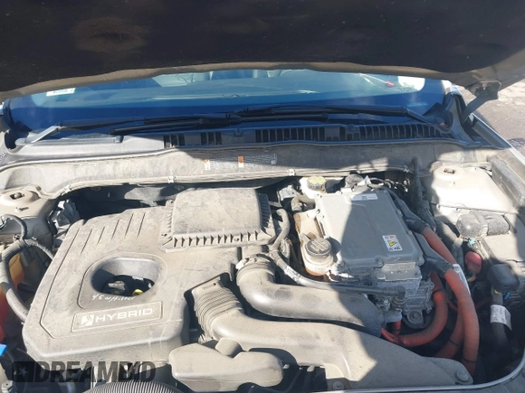 2015 Ford Fusion SE Hybrid with VIN 3FA6P0LUXFR133979, listed as a IAAI auction lot 41831288 with 143,738 mi miles. Bid and sale history available at carsss.com. Image 10.