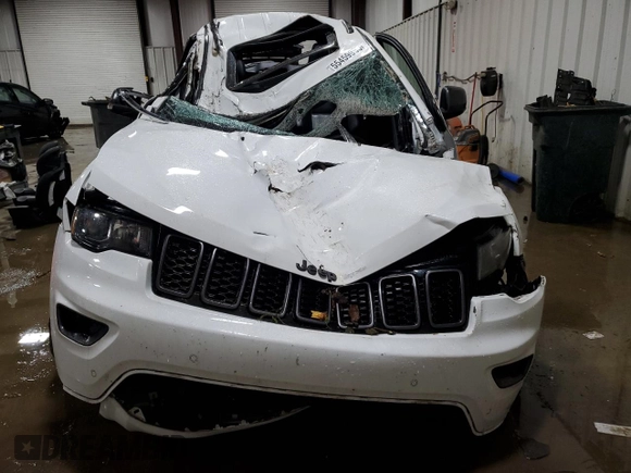 2021 Jeep Grand Cherokee 80th Anniversary z VIN 1C4RJFBG0MC525811, wystawiony jako Copart lot #55459965 z przebiegiem Nie podano mil oraz Szkoda całkowita • Salvage title. Historia ofert i sprzedaży dostępna na DreamBid. Obrazek 5.
