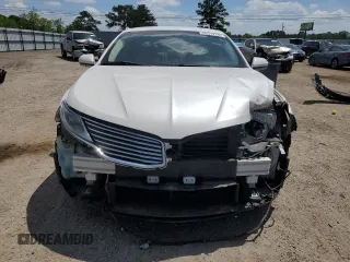 2016 Lincoln MKZ with VIN 3LN6L2GKXGR620364, listed as a Copart auction lot 55412135 with 121,380 mi miles and Salvage title. Bid and sale history available at DreamBid. Image 5.