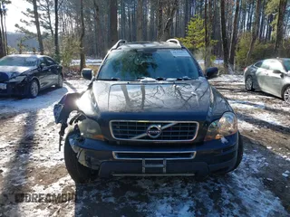 2010 Volvo XC90 I6 with VIN YV4982CZ5A1550406, listed as a IAAI auction lot 41390023 with 205,774 mi miles and . Bid and sale history available at carsss.com. Image 12.