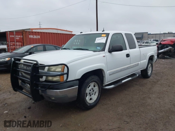 2004 Chevrolet Silverado 1500 with VIN 1GCEK19T94E112663, listed as a IAAI auction lot 41449079 with 174,068 mi miles and . Bid and sale history available at DreamBid. Image 2.