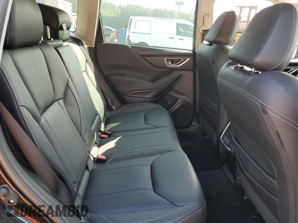 2022 Subaru Forester Touring z VIN JF2SKARCXNH528872, wystawiony jako Copart lot #64573425 z przebiegiem 27 505 mil mil oraz Szkoda całkowita • Salvage title. Historia ofert i sprzedaży dostępna na DreamBid. Obrazek 11.
