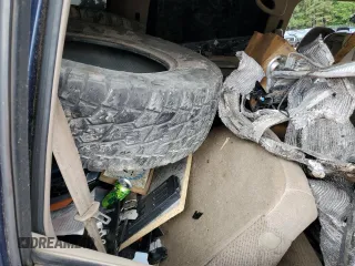 1998 GMC Yukon with VIN 1GKEK13R8WJ722890, listed as a Copart auction lot 72904114 with 243,711 mi miles and Salvage Title. Bid and sale history available at carsss.com. Image 11.