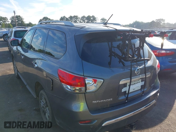 2016 Nissan Pathfinder SL with VIN 5N1AR2MM1GC653217, listed as a IAAI auction lot 42542707 with 131,613 mi miles and . Bid and sale history available at DreamBid. Image 3.