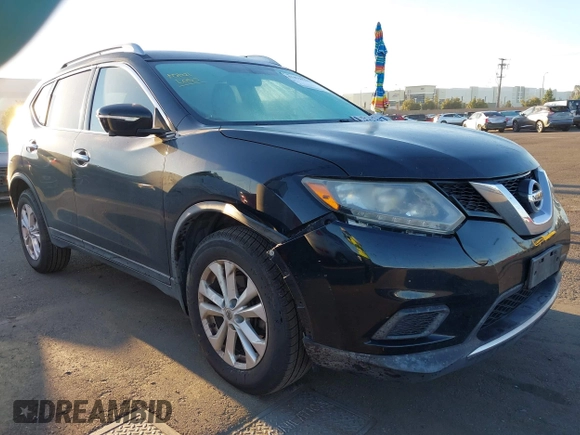 2015 Nissan Rogue SV with VIN KNMAT2MTXFP505183, listed as a IAAI auction lot 41878121 with 127,677 mi miles. Bid and sale history available at carsss.com. Image 1.