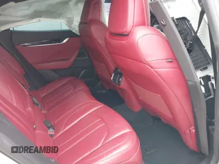 2018 Maserati Levante GranSport with VIN ZN661XUS8JX259578, listed as a IAAI auction lot 41232323 with Not provided miles and . Bid and sale history available at DreamBid. Image 8.