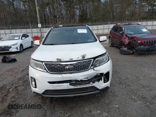 2014 Kia Sorento SX with VIN 5XYKW4A70EG451120, listed as a IAAI auction lot 41309727 with 106,262 mi miles. Bid and sale history available at carsss.com. Image 12.
