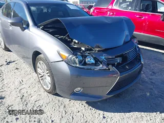 2015 Lexus ES with VIN JTHBK1GG7F2188569, listed as a IAAI auction lot 40828257 with 100,000 mi miles. Bid and sale history available at carsss.com. Image 6.
