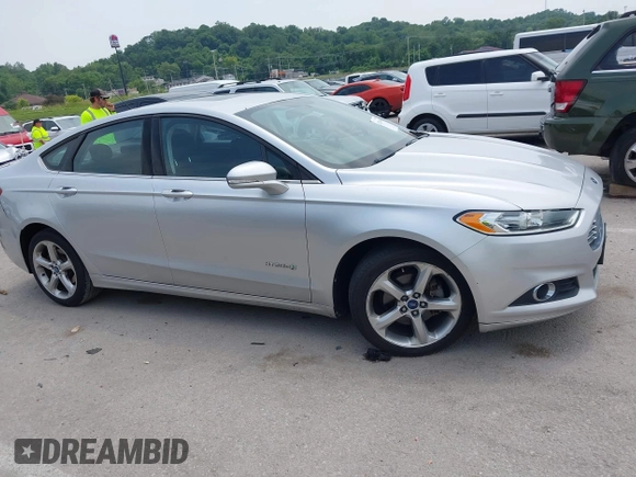 2013 Ford Fusion SE Hybrid с VIN 3FA6P0LU7DR267300, выставлен на аукционе IAAI как лот 42376940 с пробегом 148 298 миль миль и . История ставок и продаж доступна на DreamBid. Изображение 13.
