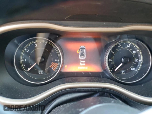 2014 Jeep Cherokee Limited with VIN 1C4PJMDB2EW212398, listed as a Copart auction lot 54723835 with 202,008 mi miles and Salvage title. Bid and sale history available at DreamBid. Image 9.