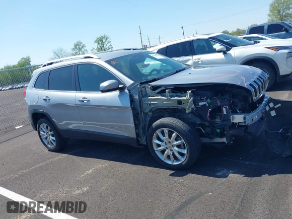 2017 Jeep Cherokee Limited with VIN 1C4PJLDB4HW517979, listed as a IAAI auction lot 41988609 with 116,500 mi miles. Bid and sale history available at carsss.com. Image 13.