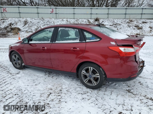 2014 Ford Focus SE with VIN 1FADP3F24EL438121, listed as a Copart auction lot 47755225 with 198,308 mi miles and Salvage Title. Bid and sale history available at carsss.com. Image 2.