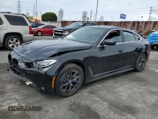 2024 BMW i4 eDrive35 z VIN WBY43AW04RFT15284, wystawiony jako Copart lot #47808395 z przebiegiem 7225 mil mil oraz Szkody całkowita. Historia ofert i sprzedaży dostępna na DreamBid. Obrazek 1.
