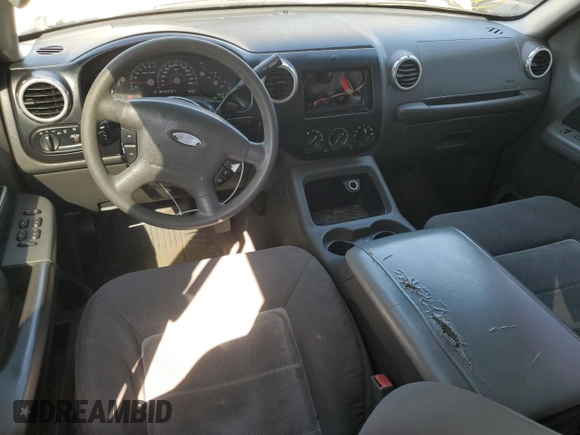 2003 Ford Expedition Special Service with VIN 1FMRU15W43LC14423, listed as a Copart auction lot 58082065 with 182,413 mi miles and Salvage title. Bid and sale history available at DreamBid. Image 8.