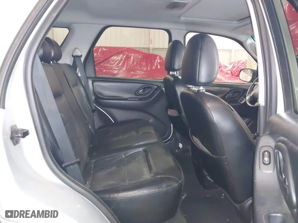 2006 Ford Escape Limited with VIN 1FMCU94116KA13194, listed as a IAAI auction lot 41276569 with 237,273 mi miles. Bid and sale history available at carsss.com. Image 8.