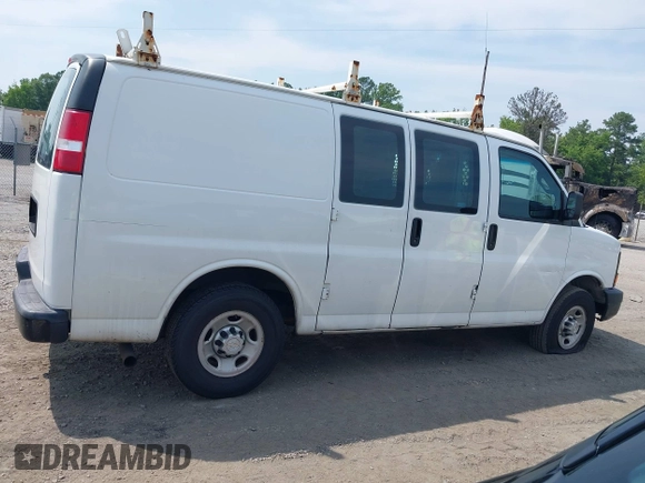 2016 Chevrolet Express Cargo с VIN 1GCWGAFF4G1273888, выставлен на аукционе IAAI как лот 42493324 с пробегом 282 019 миль миль и . История ставок и продаж доступна на DreamBid. Изображение 13.