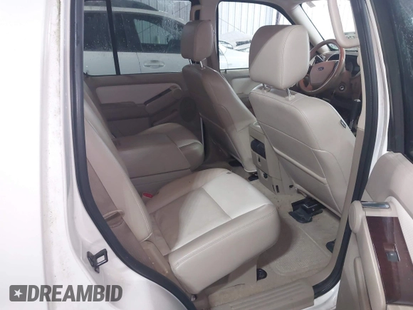 2008 Ford Explorer Limited z VIN 1FMEU75E78UA51034, wystawiony jako IAAI lot #41934208 z przebiegiem 115 205 mil mil oraz . Historia ofert i sprzedaży dostępna na DreamBid. Obrazek 8.