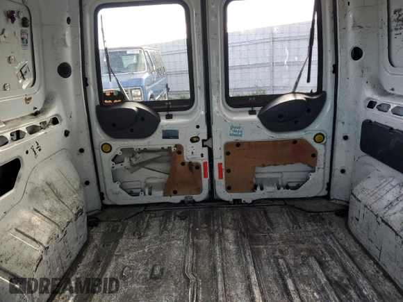 2013 Ford Transit Connect XLT z VIN NM0LS6BN1DT166418, wystawiony jako Copart lot #48811905 z przebiegiem 347 359 mil mil oraz Czysty tytuł • Clean title. Historia ofert i sprzedaży dostępna na DreamBid. Obrazek 10.
