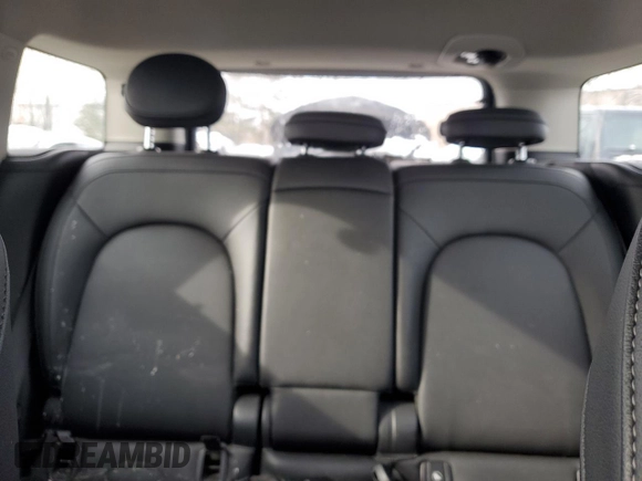 2019 MINI Countryman Cooper S with VIN WMZYT5C56K3G93787, listed as a Copart auction lot 43989725 with 39,183 mi miles and Salvage title. Bid and sale history available at DreamBid. Image 10.