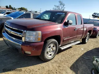 2008 Chevrolet Silverado 1500 LTZ with VIN 1GCEK19018Z152532, listed as a Copart auction lot 87527995 with 250,280 mi miles and Clean Title. Bid and sale history available at carsss.com. Image 1.