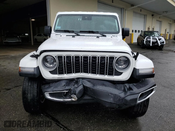 2025 Jeep Wrangler Sahara z VIN 1C4PJXEN6SW546780, wystawiony jako Copart lot #55800685 z przebiegiem 6 063 mil mil oraz Czysty tytuł • Clean title. Historia ofert i sprzedaży dostępna na DreamBid. Obrazek 5.
