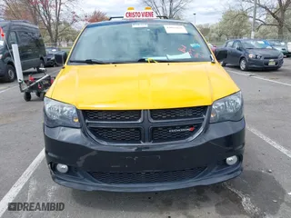 2018 Dodge Grand Caravan GT with VIN 2C4RDGEG5JR343548, listed as a IAAI auction lot 42053156 with 155,798 mi miles. Bid and sale history available at carsss.com. Image 12.