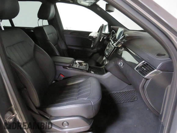 2019 Mercedes-Benz GLS 450 with VIN 4JGDF6EE8KB237779, listed as a Copart auction lot 72995084 with 55,708 mi miles and Salvage Title. Bid and sale history available at DreamBid. Image 5.