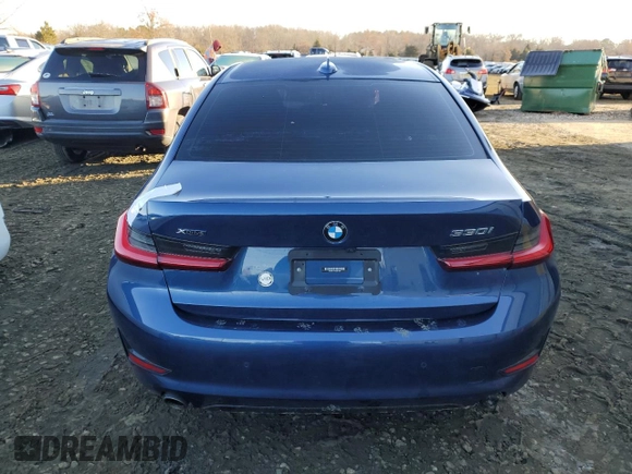 2021 BMW 3 Series 330i xDrive with VIN 3MW5R7J04M8B77842, listed as a Copart auction lot 67877992 with 24,311 mi miles. Bid and sale history available at carsss.com. Image 6.
