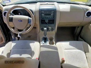 2009 Ford Explorer XLT с VIN 1FMEU63E89UA18123, выставлен на аукционе Copart как лот 61488845 с пробегом 151 241 миль миль и Списание • Salvage title. История ставок и продаж доступна на DreamBid. Изображение 8.